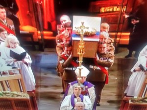 Richard III service led by Archibishop of Canterbury not York but richard was returned by peers from he Yorks and the Tudor supporters to leicester